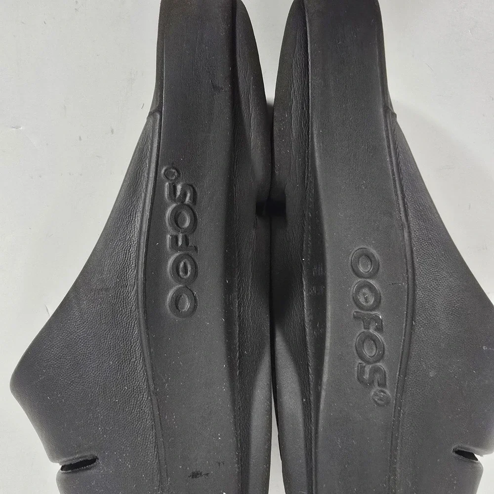 OOFOS OOahh Recovery Slides M7/W9 Black Comfort Sandals Supportive Slip On